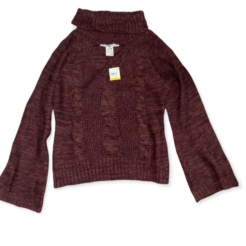 NEW🔸 Burgundy Bell Sleeve Shirt